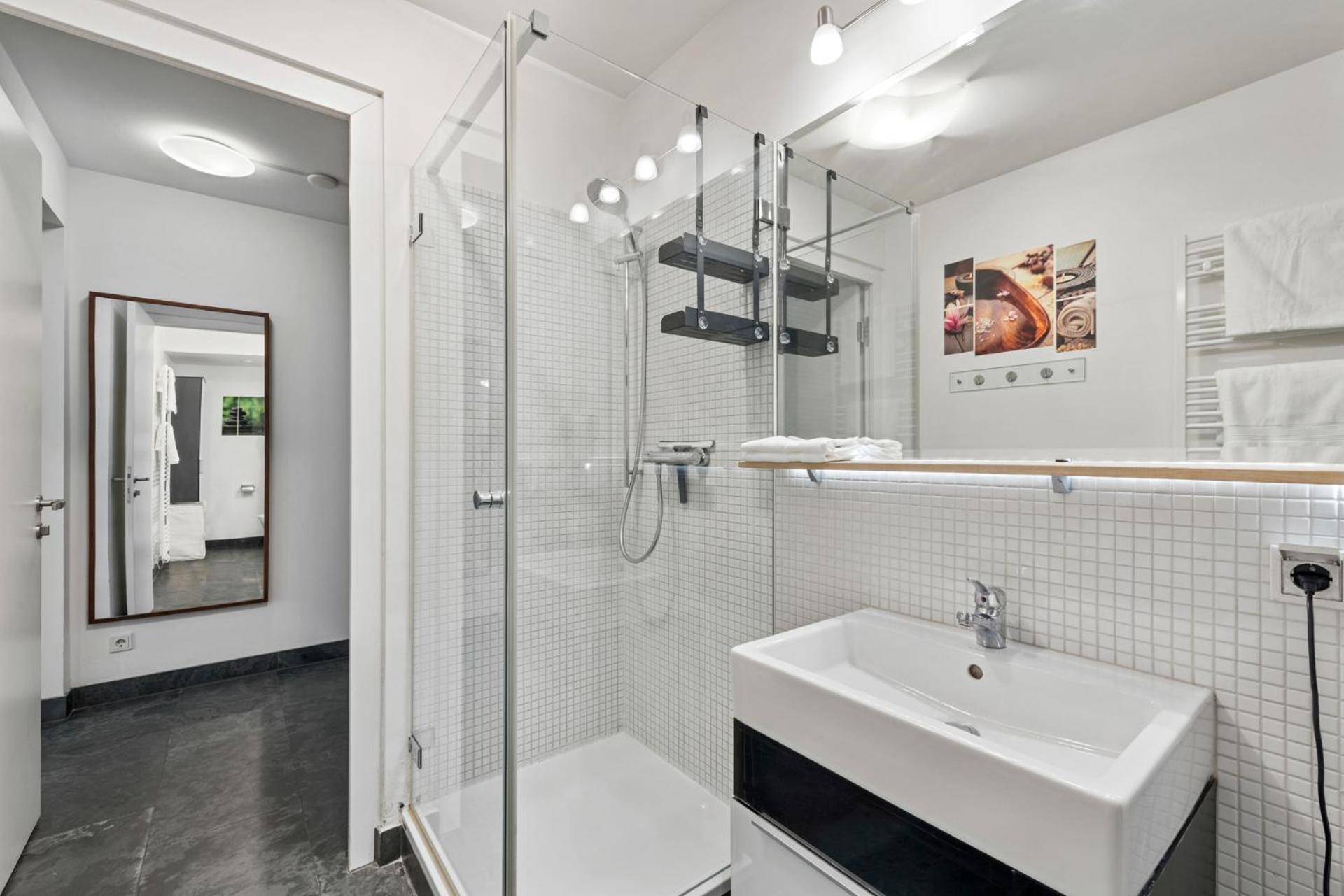 2-zimmer Wohnung, Im Zentrum, Garage, Terrasse Apartment Wien